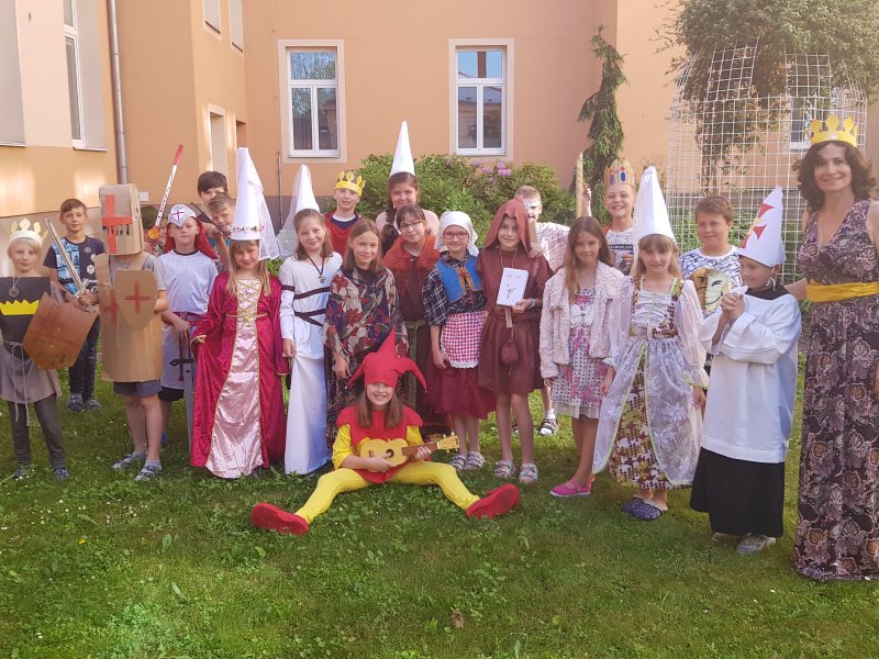 Středověk, středověk, byl to velký krutověk...