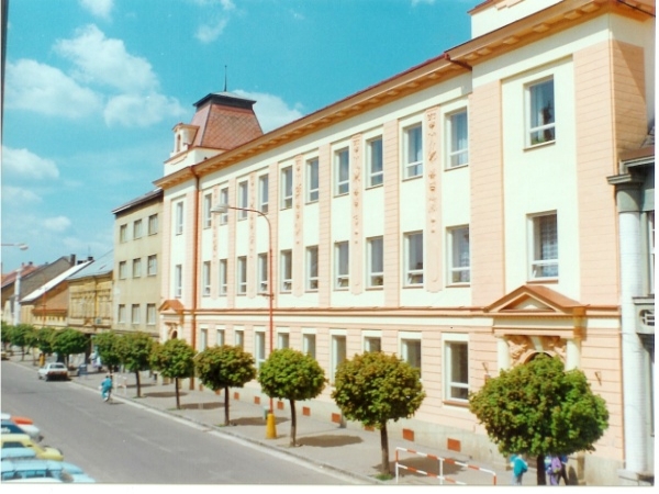 Změny ve vstupu do školní budovy