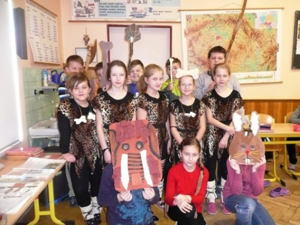Pravěký čtvrtek - jednodenní projekt 4.A