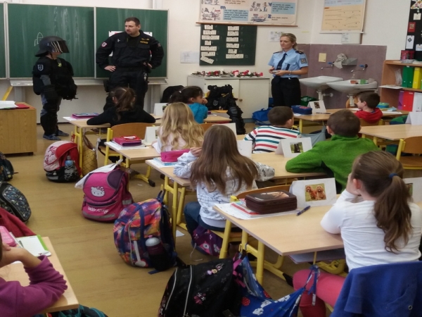 Beseda s Policií ČR